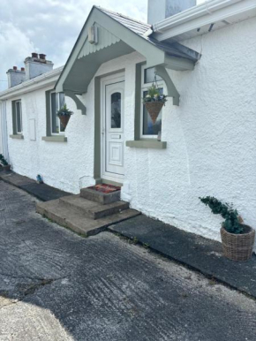 Teach Elle Cottage F94V2W2